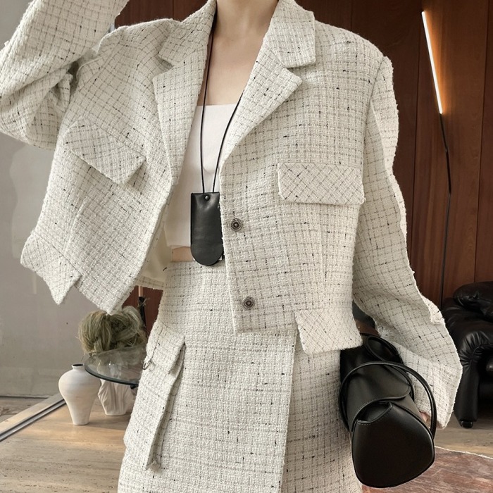 Designer woolen long-sleeved lapel Chanel style suit 4
