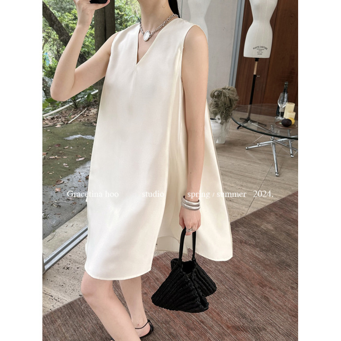 French V-neck A-line dress for women 16