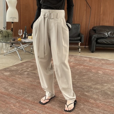 Loose casual tapered pants with belted beaded hem 19