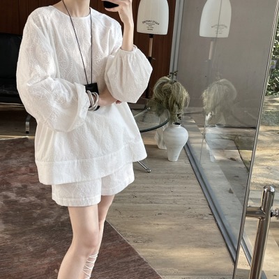 Embroidered oversized shirt and shorts set 42