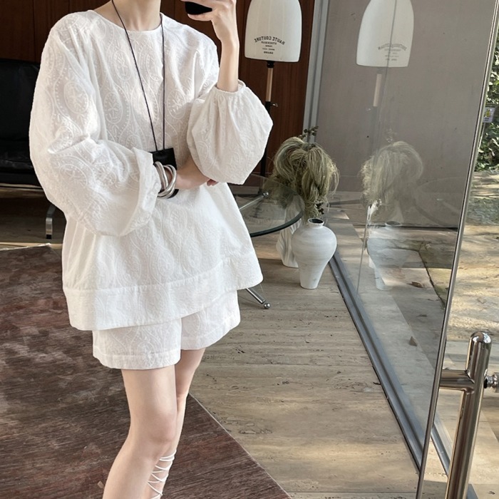 Embroidered oversized shirt and shorts set 42