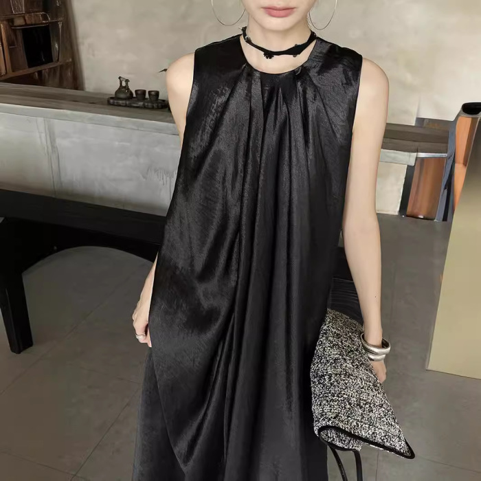 Simple high-end pleated A-line dress 46