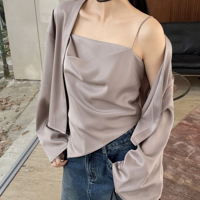 Women's gilded draped satin shawl suit 37