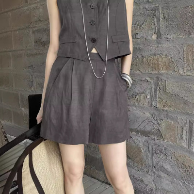 French Pleated Linen Loose Fit Shorts 57