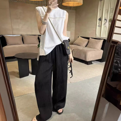 Simple pleated texture design slim casual trousers 59